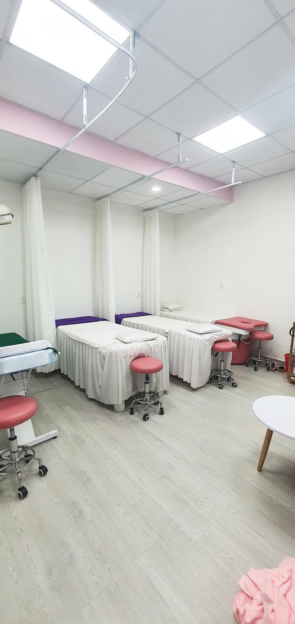 Sang lại Spa Hoặc cho thuê lại nhà nguyên căn mặt tiền Hồ Hảo Hớn, Phường Cô Giang, Quận 1